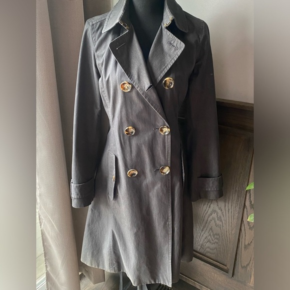 Banana Republic Belted grey trench coat size medium - Picture 6 of 10